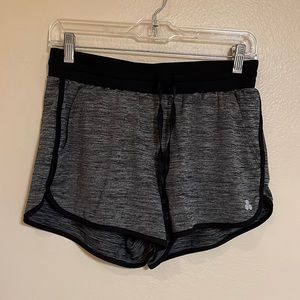 Tek Gear women’s knit running short